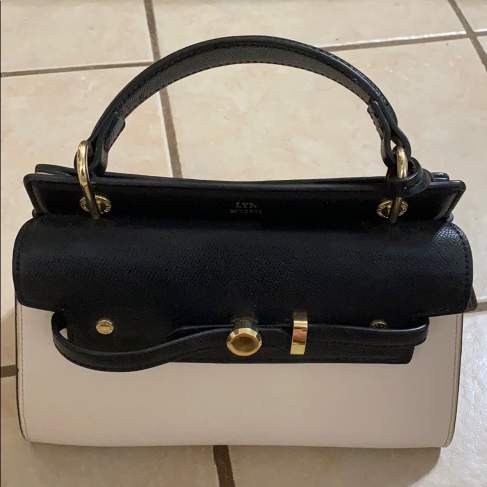 LYN EST 2001 HAND PURSE